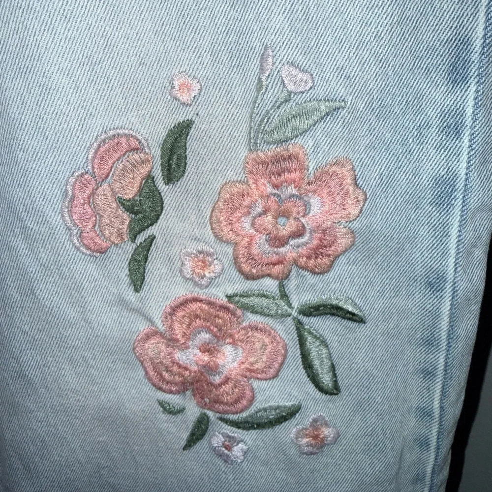 Justice Light Wash Straight-Leg Jeans with Pink Floral Embroidery